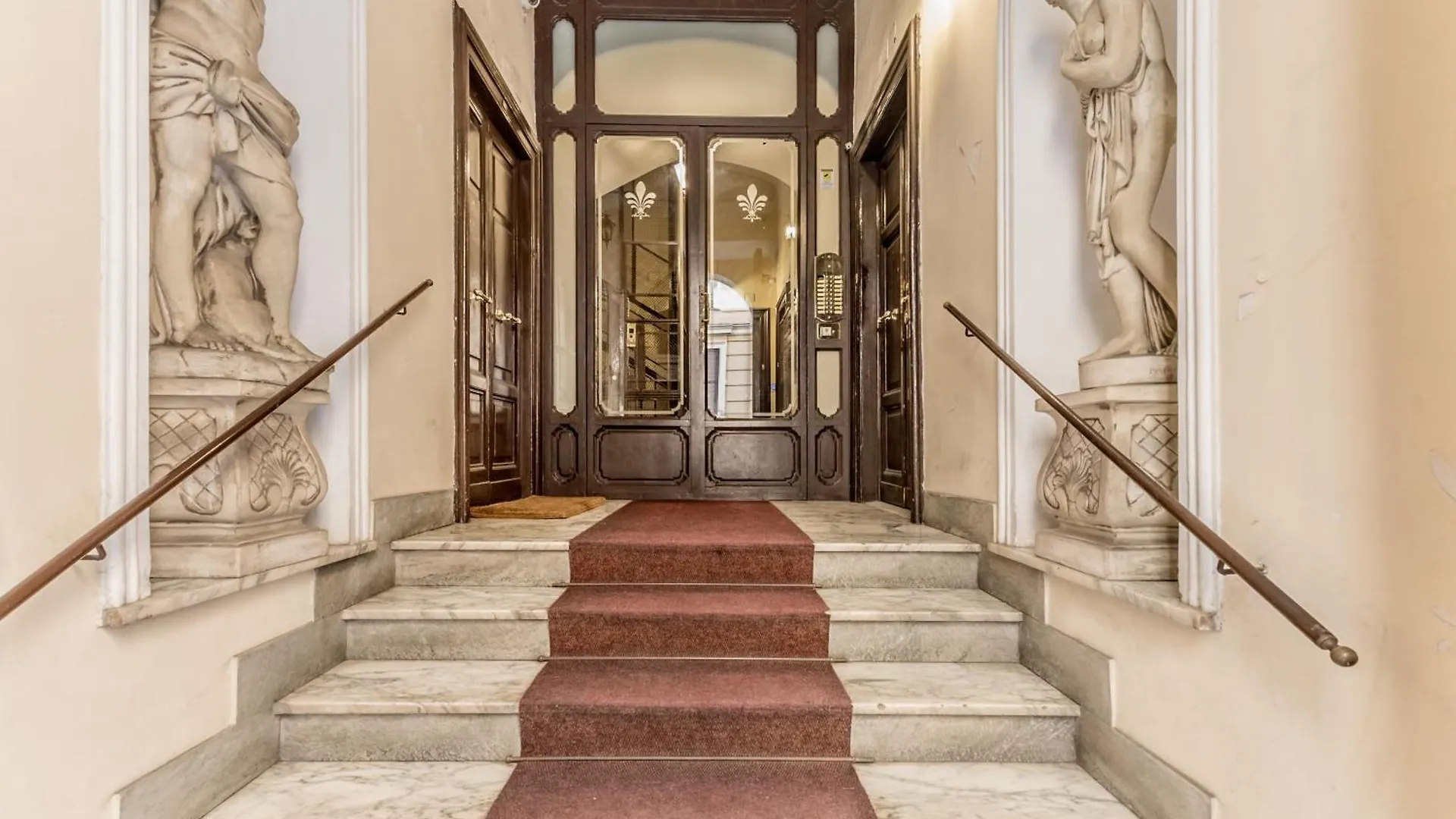 Casa-Museo Nel Cuore Di Roma 0*, Rome Italy